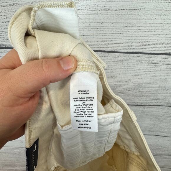 Talbots Women's Ivory Easy Straight Leg Ankle Fray Hem Jeans Size 6 - Picture 2 of 10